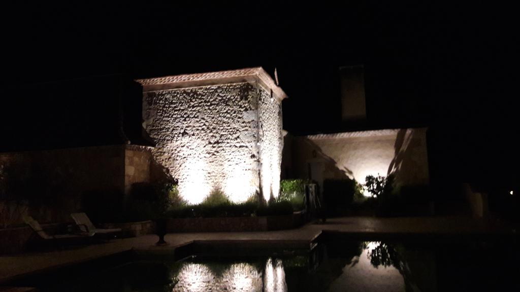 Domaine De La Rocque Bed & Breakfast Liorac-sur-Louyre Luaran gambar