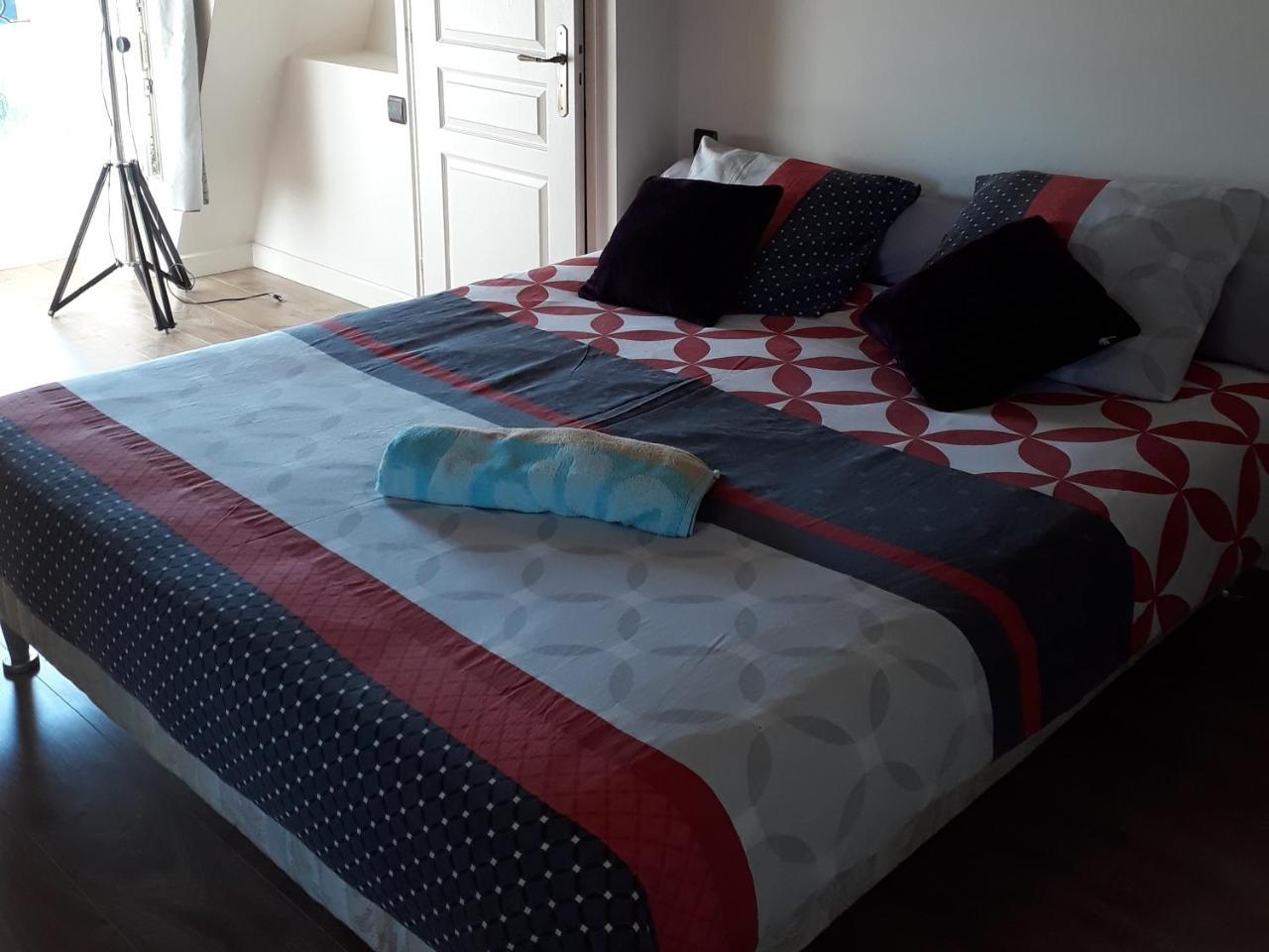 Domaine De La Rocque Bed & Breakfast Liorac-sur-Louyre Luaran gambar